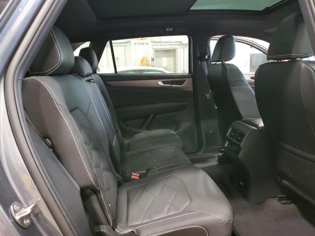 1V2KE2CA7RC244510 - 2024 VOLKSWAGEN ATLAS CROS SE GRAY photo 11