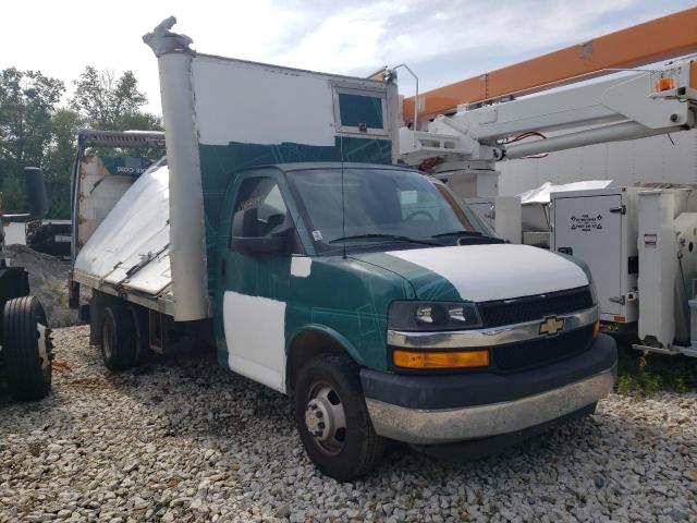 1HA6GUCG1KN011273 - 2019 CHEVROLET EXPRESS G4 GREEN photo 4