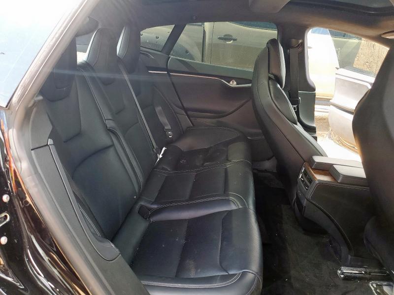 5YJSA1E40JF264667 - 2018 TESLA MODEL S Czarny zdjęcie 10