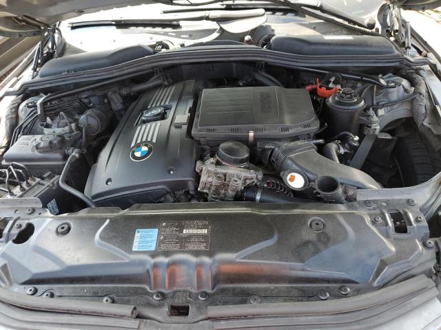 WBANV93579C135620 - 2009 BMW 535 XI GRAY photo 11