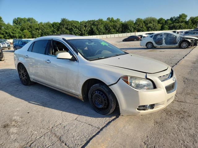 1G1ZE5EB9AF225329 - 2010 CHEVROLET MALIBU LTZ WHITE photo 4