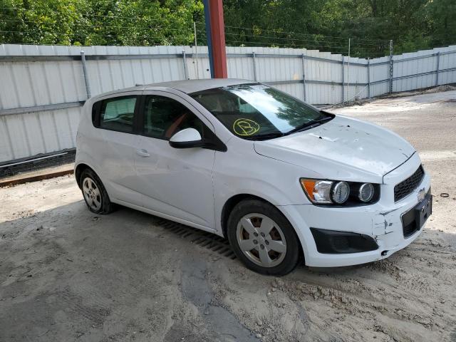 1G1JA6SH1E4134791 - 2014 CHEVROLET SONIC LS WHITE photo 4