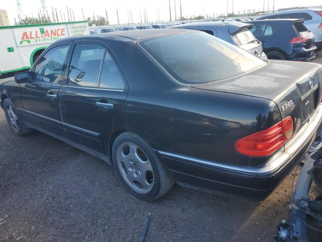 WDBJF65H6XA774258 - 1999 MERCEDES-BENZ E 320 BLACK photo 2