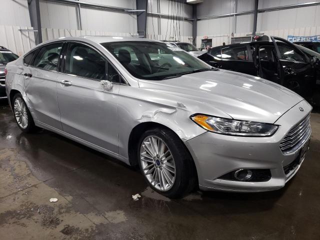 3FA6P0T96GR107490 - 2016 FORD FUSION SE SILVER photo 4