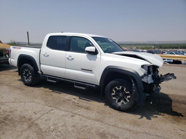 3TMCZ5AN0PM568346 - 2023 TOYOTA TACOMA DOUBLE CAB WHITE photo 4