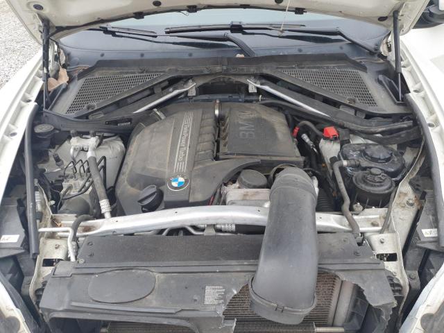 5UXZV4C5XCL991832 - 2012 BMW X5 XDRIVE35I Blanco foto 12
