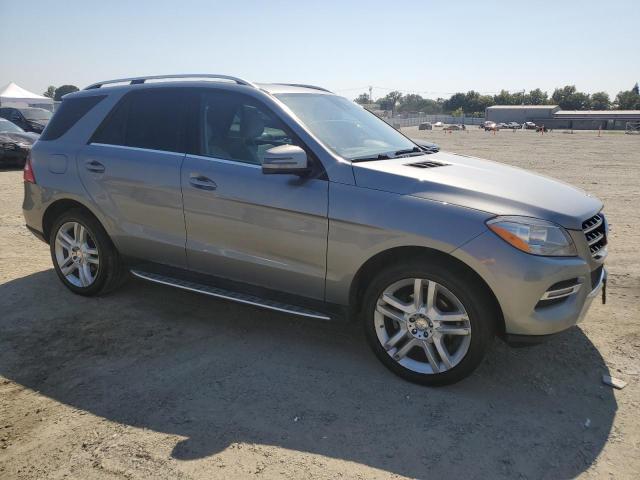 4JGDA5HB7FA476990 - 2015 MERCEDES-BENZ ML 350 4MATIC SILVER photo 4