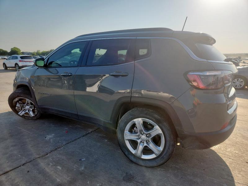 3C4NJDBN2RT577888 - 2024 JEEP COMPASS LATITUDE 灰色 照片 2