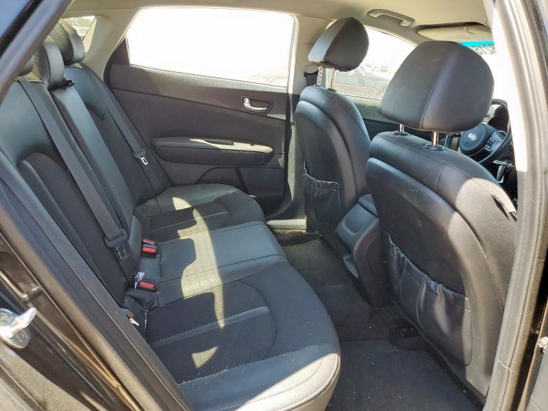 5XXGT4L37JG225857 - 2018 KIA OPTIMA LX Қара фото 10