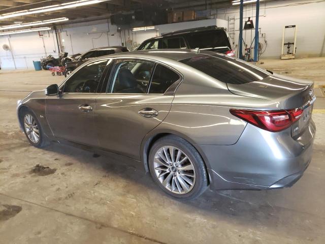 JN1EV7AR4JM431922 - 2018 INFINITI Q50 LUXE GRAY photo 2