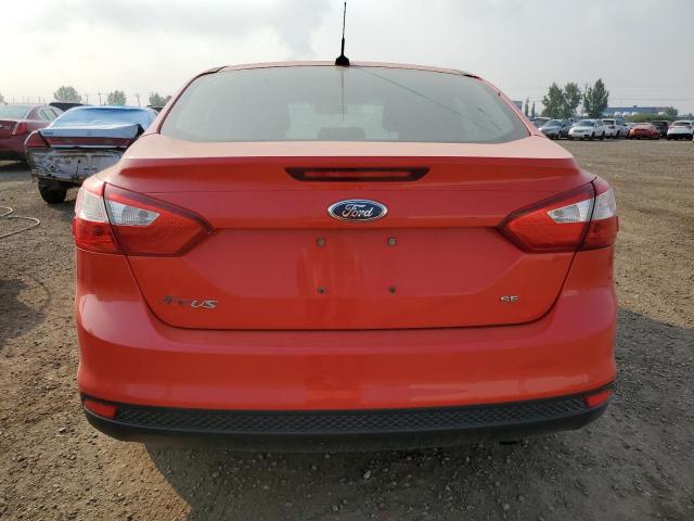 1FAHP3F28CL334942 - 2012 FORD FOCUS SE RED photo 6