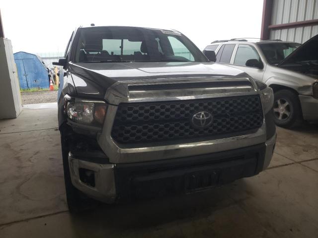 5TFCY5F19KX025427 - 2019 TOYOTA TUNDRA DOUBLE CAB SR/SR5 GRAY photo 5