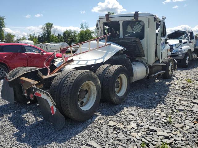 1FUJGEDV8FLGE9224 - 2015 FREIGHTLINER CASCADIA 1 WHITE photo 4