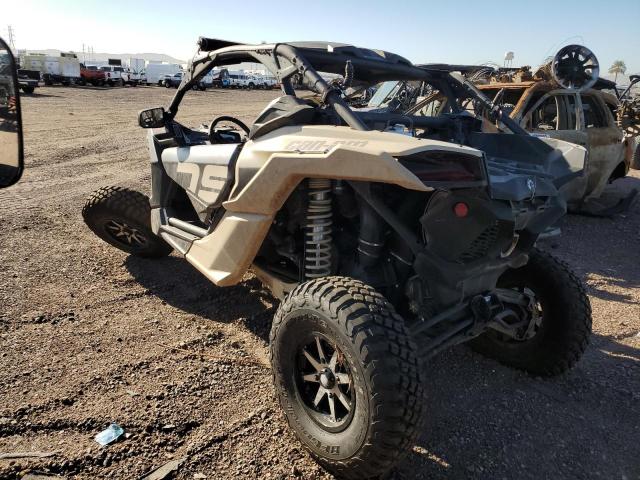 3JBVGAY41MK000492 - 2021 CAN-AM MAVERICK X DS TURBO TWO TONE photo 3