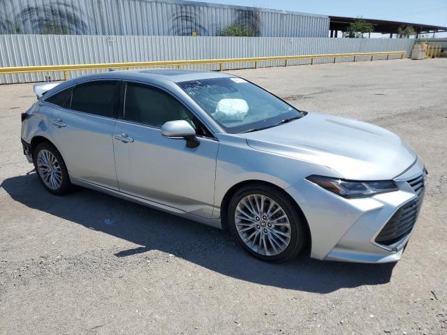 4T1B21FB2KU002793 - 2019 TOYOTA AVALON XLE SILVER photo 4