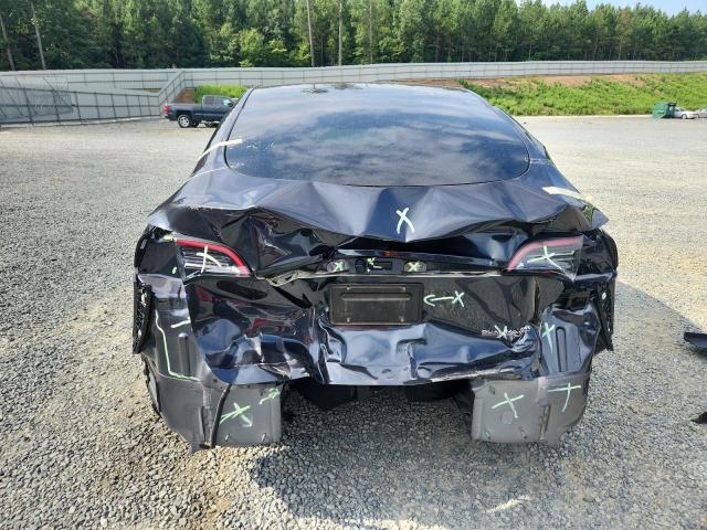 7SAYGDEF9RA322556 - 2024 TESLA MODEL Y GRAY photo 6