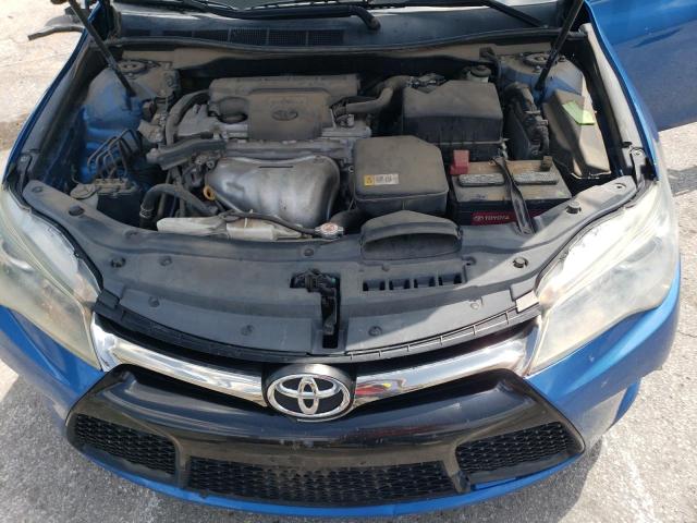 4T1BF1FK3HU669742 - 2017 TOYOTA CAMRY LE BLUE photo 11