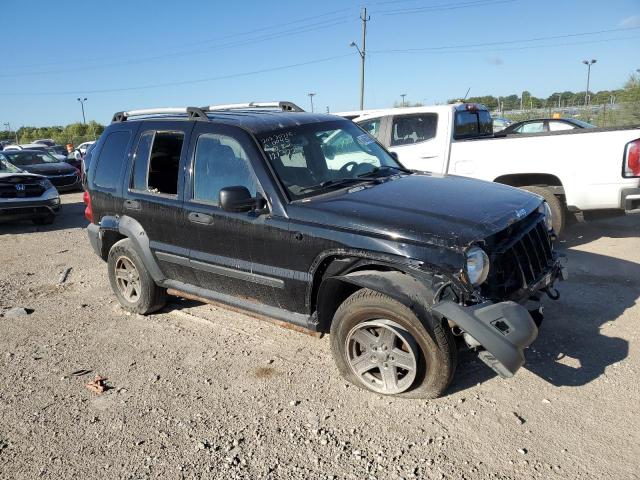 1J4GL38K46W121322 - 2006 JEEP LIBERTY RENEGADE BLACK photo 4