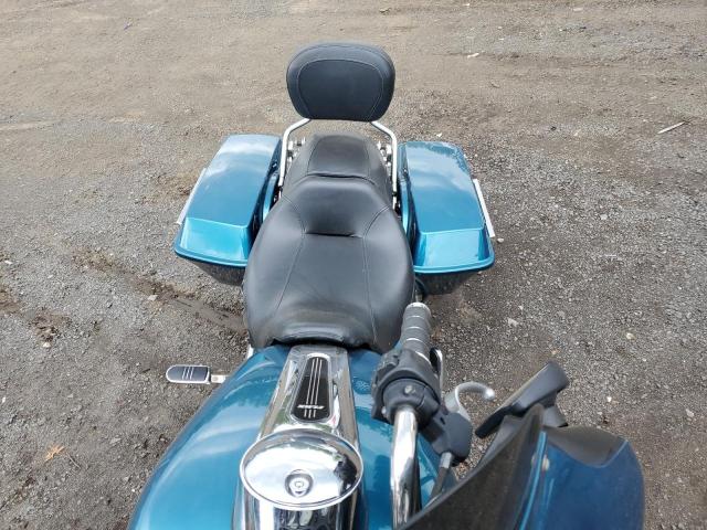 1HD1KB419AB605703 - 2010 HARLEY-DAVIDSON FLHX TEAL photo 5