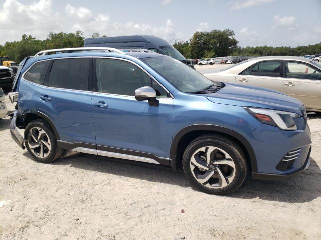 JF2SKARC6NH445682 - 2022 SUBARU FORESTER TOURING 蓝色 照片 4