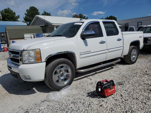 2011 CHEVROLET SILVERADO K1500 LT, 