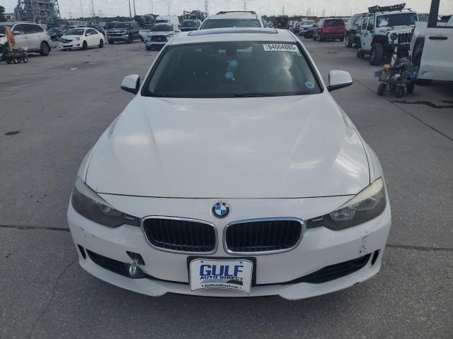WBA3C3G57FNS75476 - 2015 BMW 320 I XDRIVE WHITE photo 5