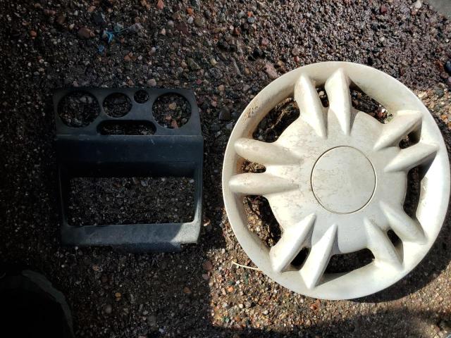 4B3AU42Y7WE081495 - 1998 DODGE AVENGER BASE WHITE photo 12