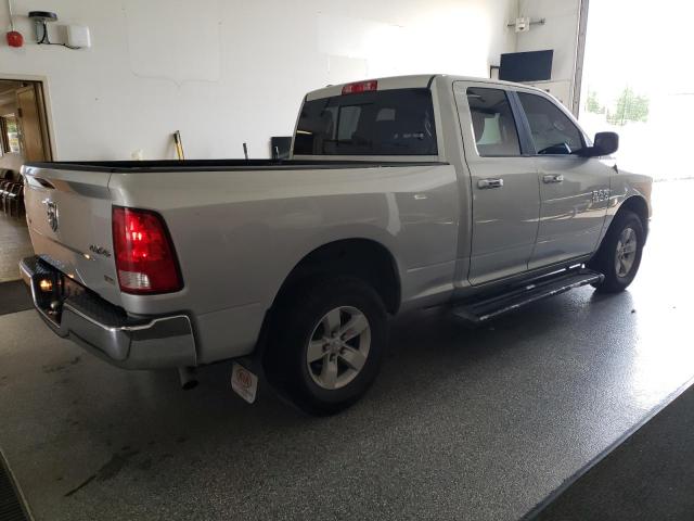 1C6RR7GG8JS307132 - 2018 RAM 1500 SLT Արծաթագույն լուսանկար 3