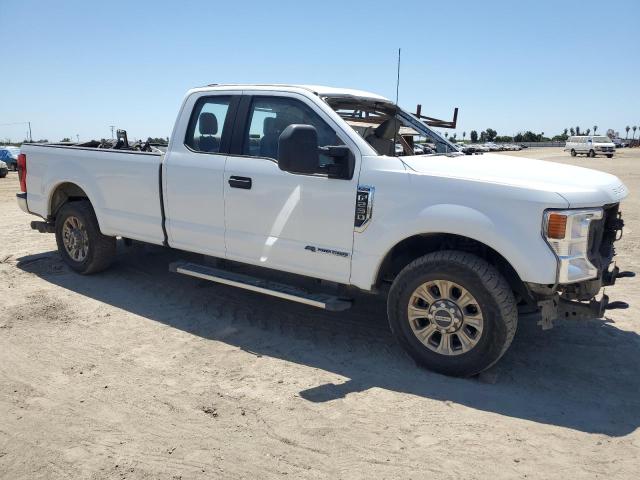 1FT8X2ATXMEE17458 - 2021 FORD F250 SUPER DUTY WHITE photo 4