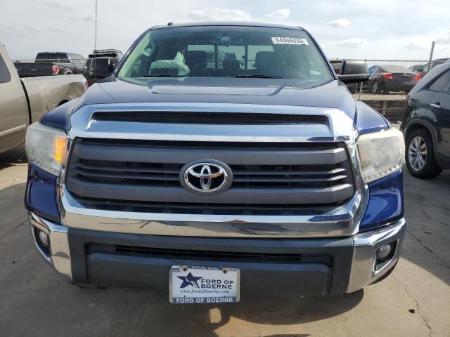 5TFRM5F18FX092872 - 2015 TOYOTA TUNDRA DOUBLE CAB SR/SR5 BLUE photo 5