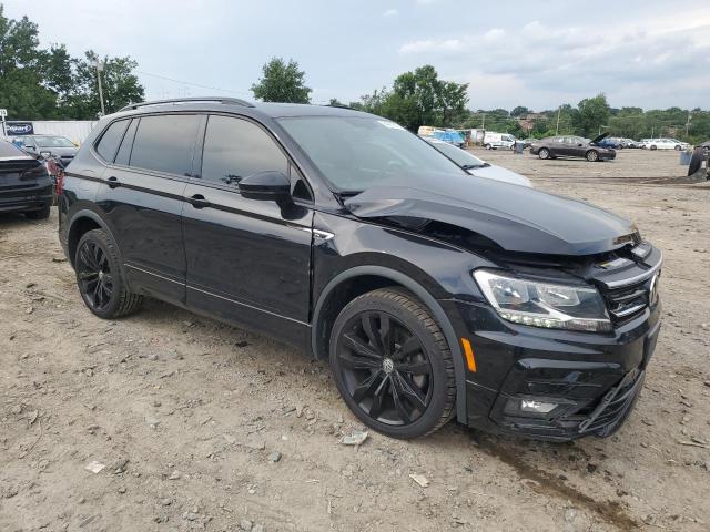 3VV2B7AX5LM063573 - 2020 VOLKSWAGEN TIGUAN SE შავი ფოტო 4