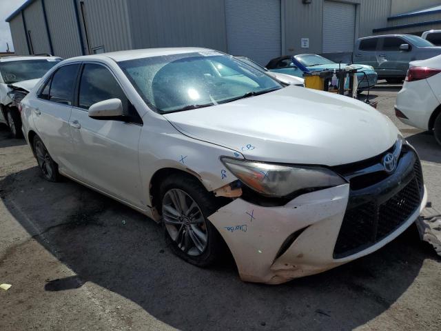 4T1BD1FK7GU191474 - 2016 TOYOTA CAMRY HYBRID WHITE photo 4