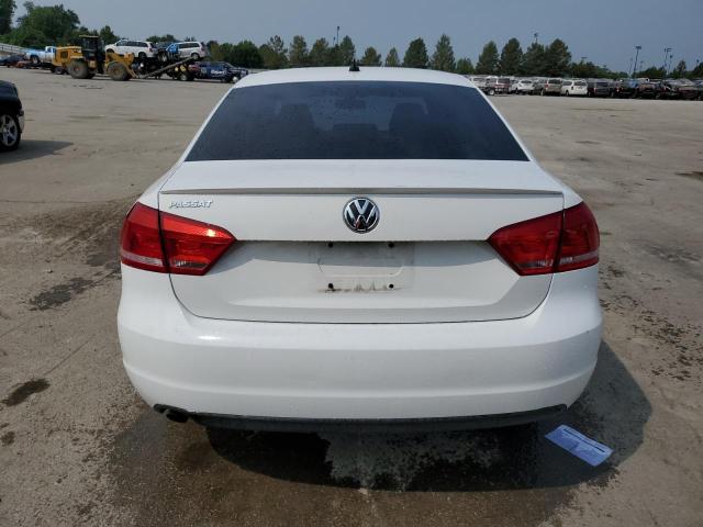 1VWAH7A38DC090613 - 2013 VOLKSWAGEN PASSAT S WHITE photo 6