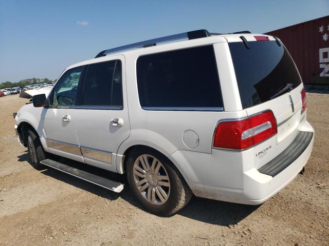 5LMJJ2J54BEJ02763 - 2011 LINCOLN NAVIGATOR WHITE photo 2