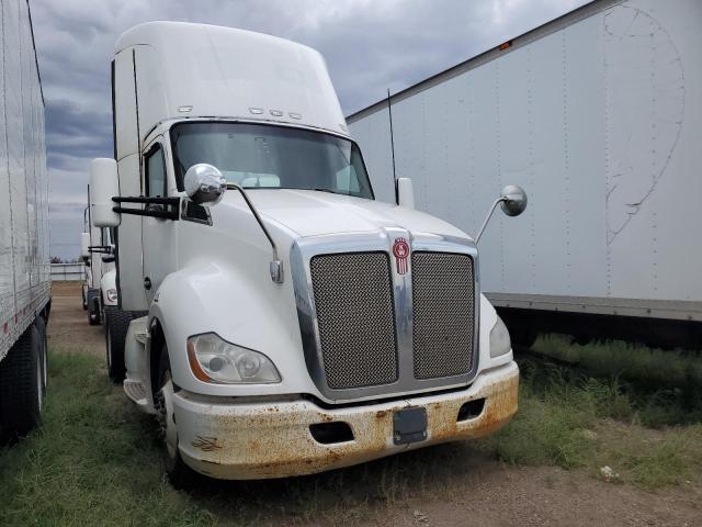 2014 KENWORTH T680 T680, null