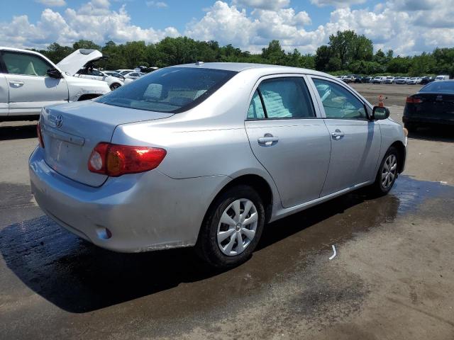 2T1BU4EE8AC243426 - 2010 TOYOTA COROLLA BASE 银色 照片 3