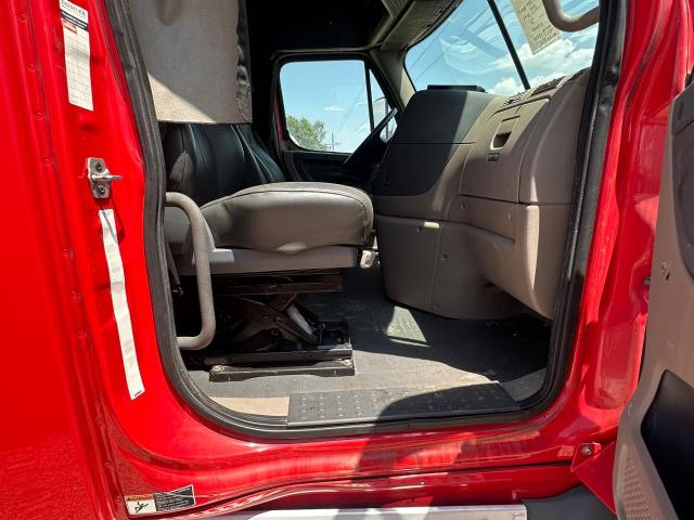 1FUGGLDR3ELFK0778 - 2014 FREIGHTLINER CASCADIA 1 RED photo 5