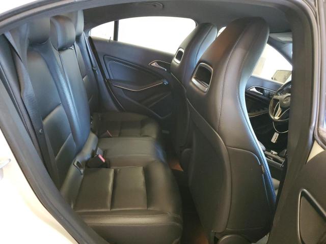 WDDSJ4GB3EN153010 - 2014 MERCEDES-BENZ CLA 250 4MATIC WHITE photo 10