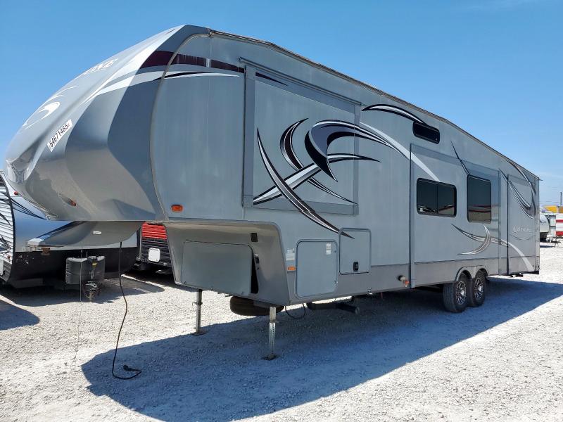 5SFSG3828DE253469 - 2013 HEARTLAND GRAYSTONE 34QB 灰色 照片 2