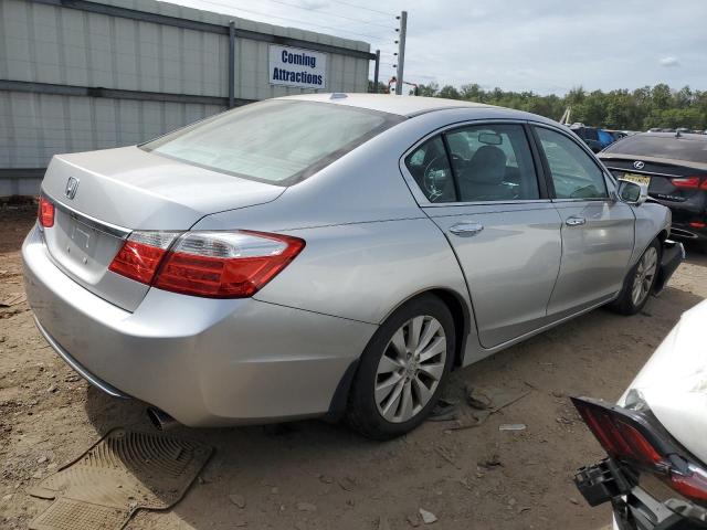 1HGCR2F88DA074943 - 2013 HONDA ACCORD EXL SILVER photo 3