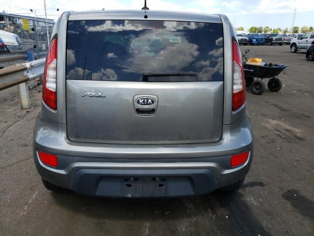 KNDJT2A6XC7398842 - 2012 KIA SOUL + GRAY photo 6