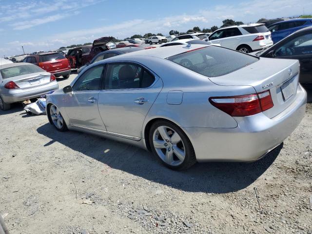 JTHGL46F685026396 - 2008 LEXUS LS 460L SILVER photo 2