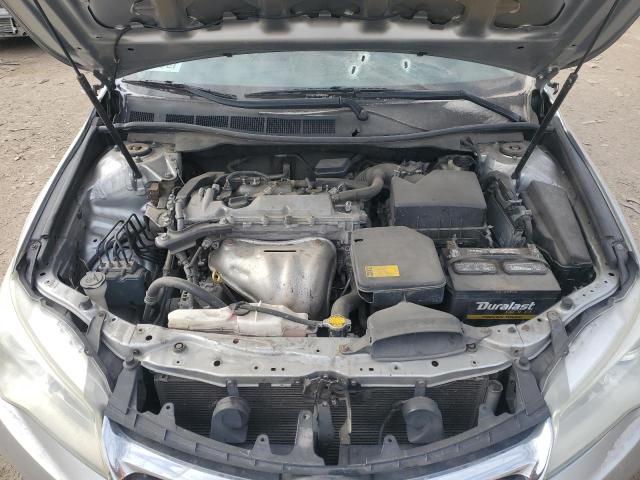 4T4BF1FK0FR467976 - 2015 TOYOTA CAMRY LE SILVER photo 22