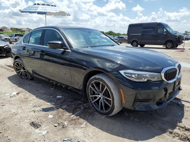 3MW5R7J02L8B24359 - 2020 BMW 330XI BLACK photo 4