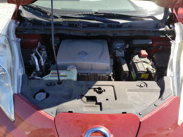 1N4AZ0CP8DC409876 - 2013 NISSAN LEAF S RED photo 11