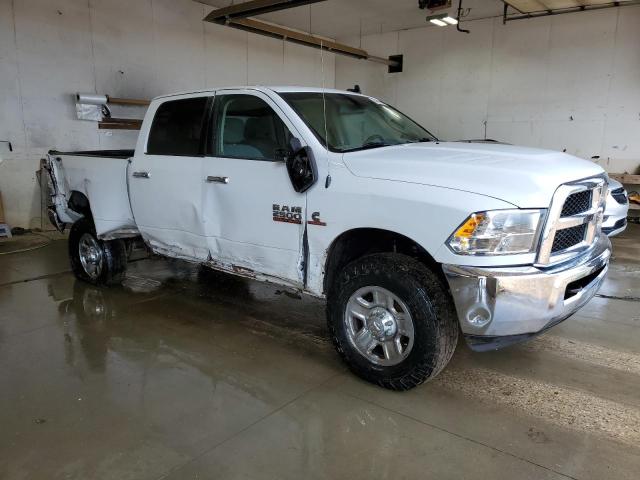 3C6UR5DL4JG278008 - 2018 RAM 2500 SLT თეთრი ფოტო 4