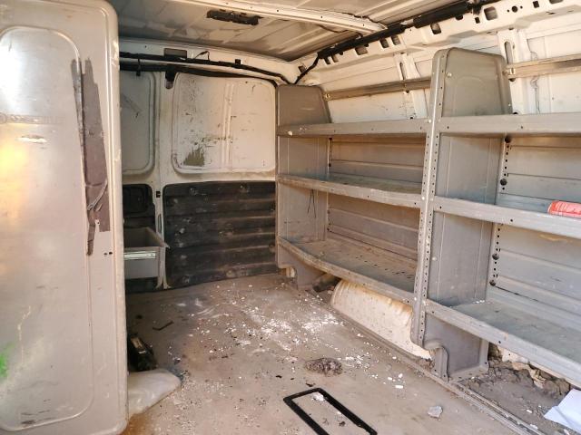 1GCWGAFP4K1285752 - 2019 CHEV EXPRESS G2500 WHITE photo 10