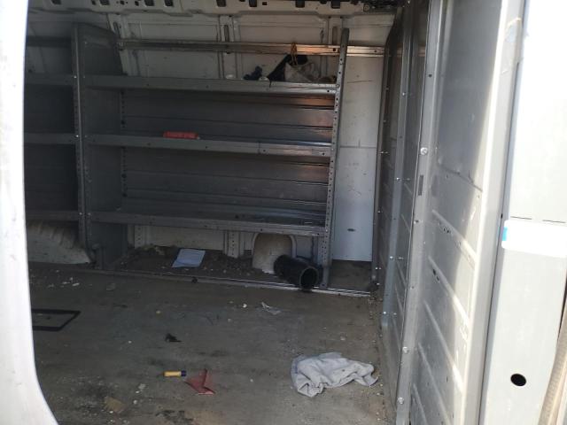 1GCWGAFP4K1285752 - 2019 CHEV EXPRESS G2500 WHITE photo 11