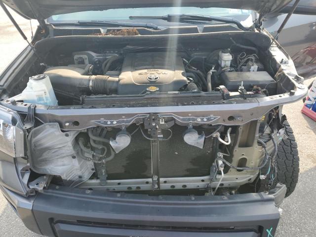 5TFUY5F15GX490055 - 2016 TOYOTA TUNDRA DOUBLE CAB SR/SR5 GRAY photo 11