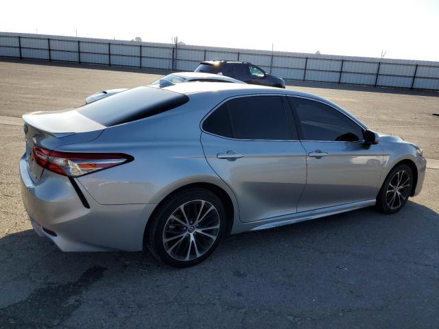4T1B11HK2KU232222 - 2019 TOYOTA CAMRY L 银色 照片 3
